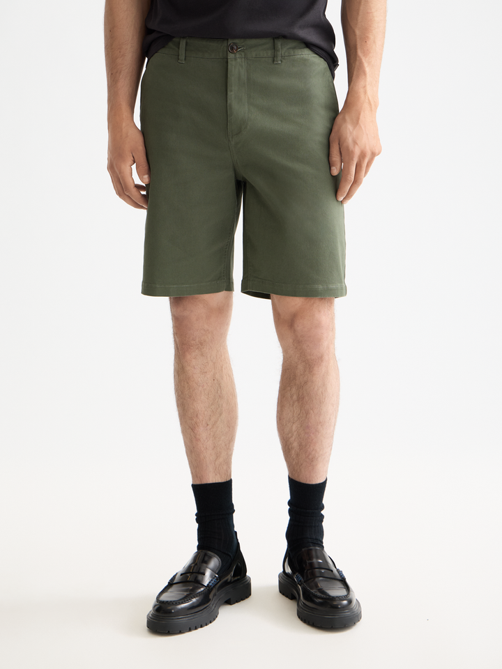Seasonal core-Stuart washed cotton blend regular fit short