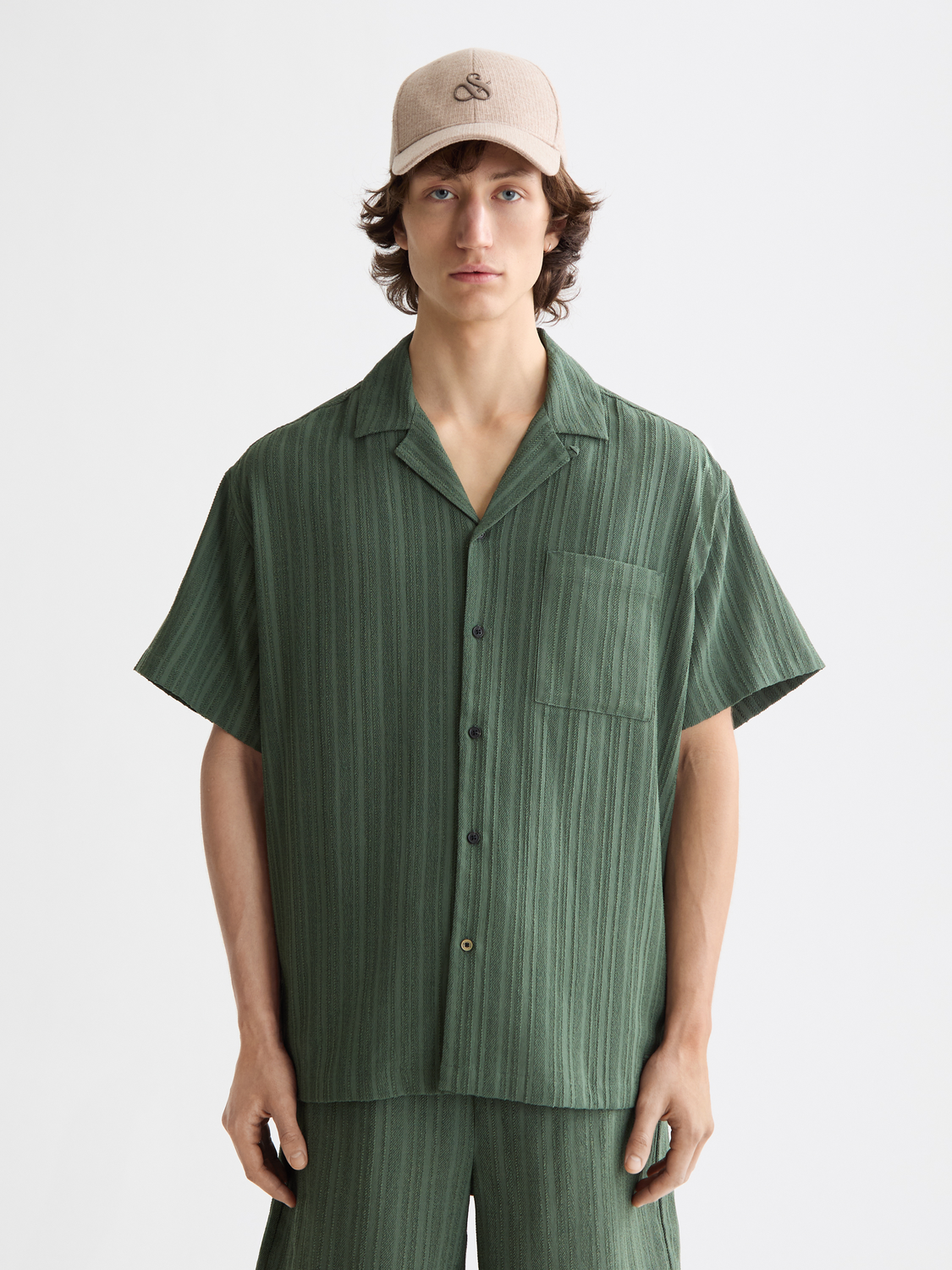 Tonal-striped short-sleeved shirt