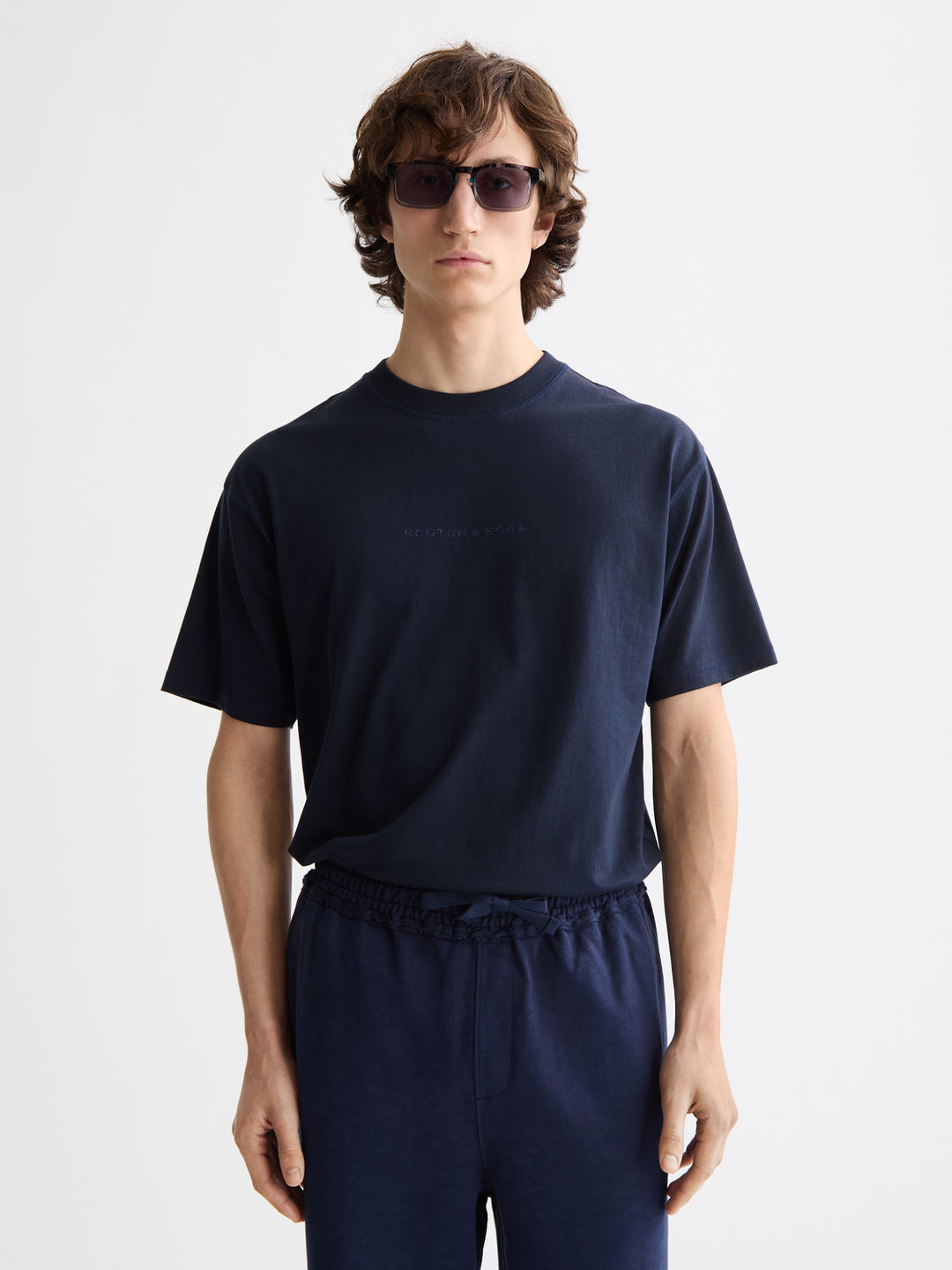 Seasonal core-Relaxed-fit logo t-shirt