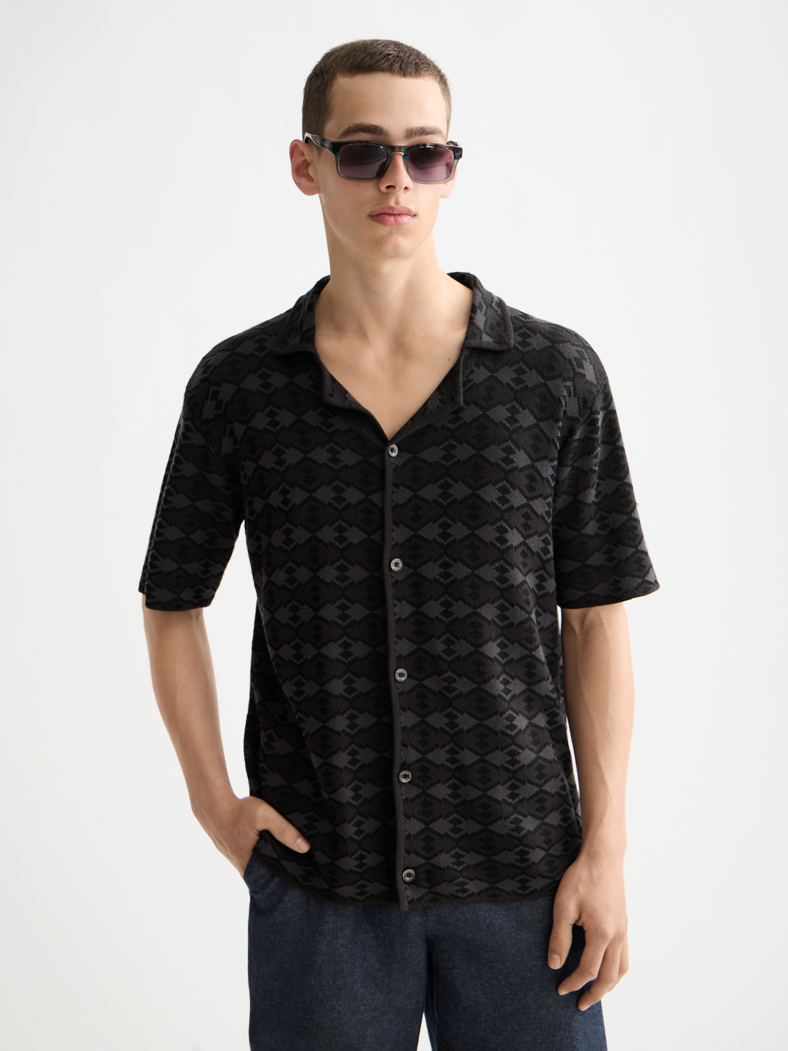 Tone on tone knitted polo