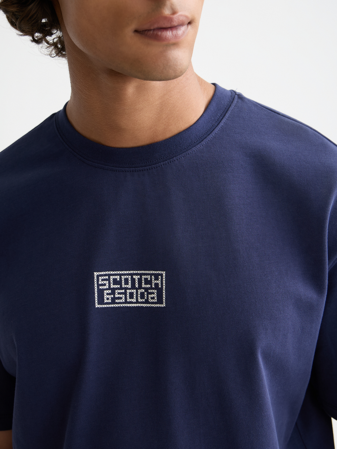Relaxed fit cross-stitch artwork t-shirt