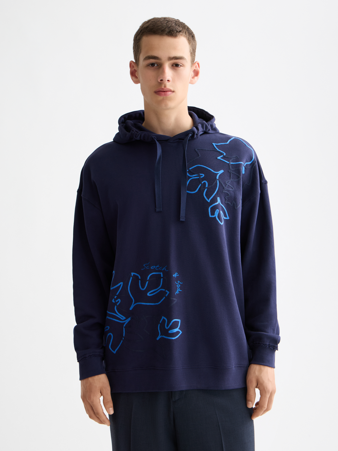 Loose fit front and back artwork