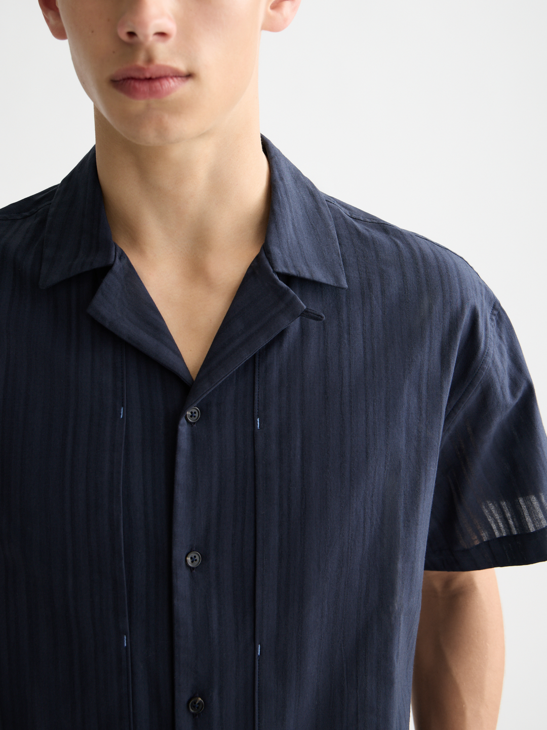 Structured-stripe short-sleeved shirt