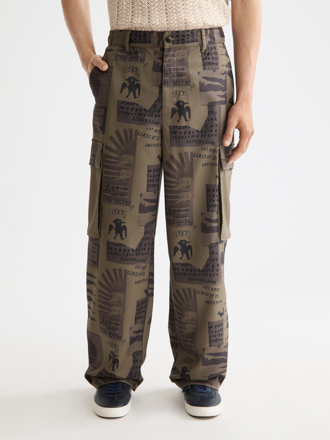 Baggy fit all-over printed cargo pants
