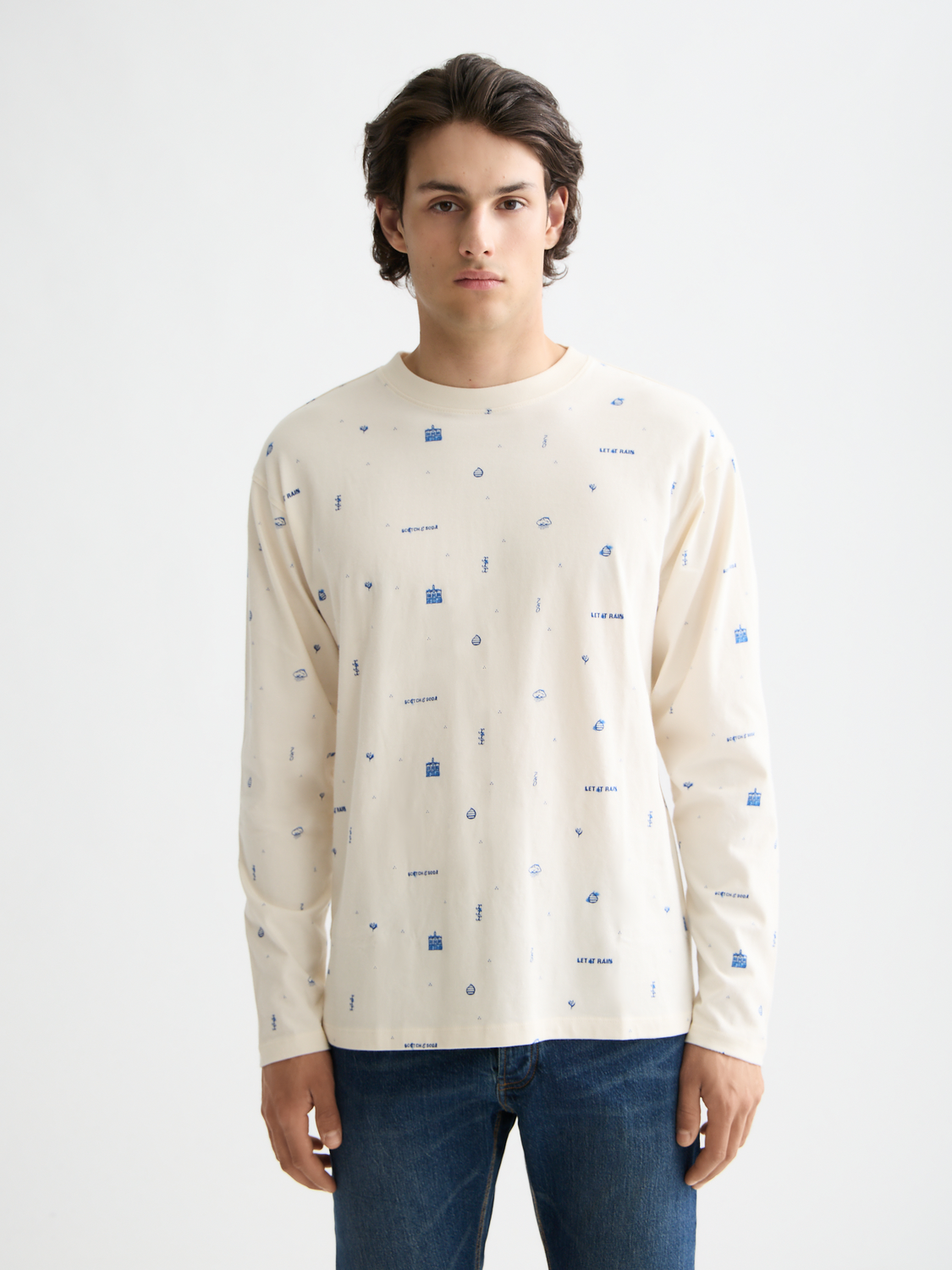 750 years celebration relaxed fit allover printed tee