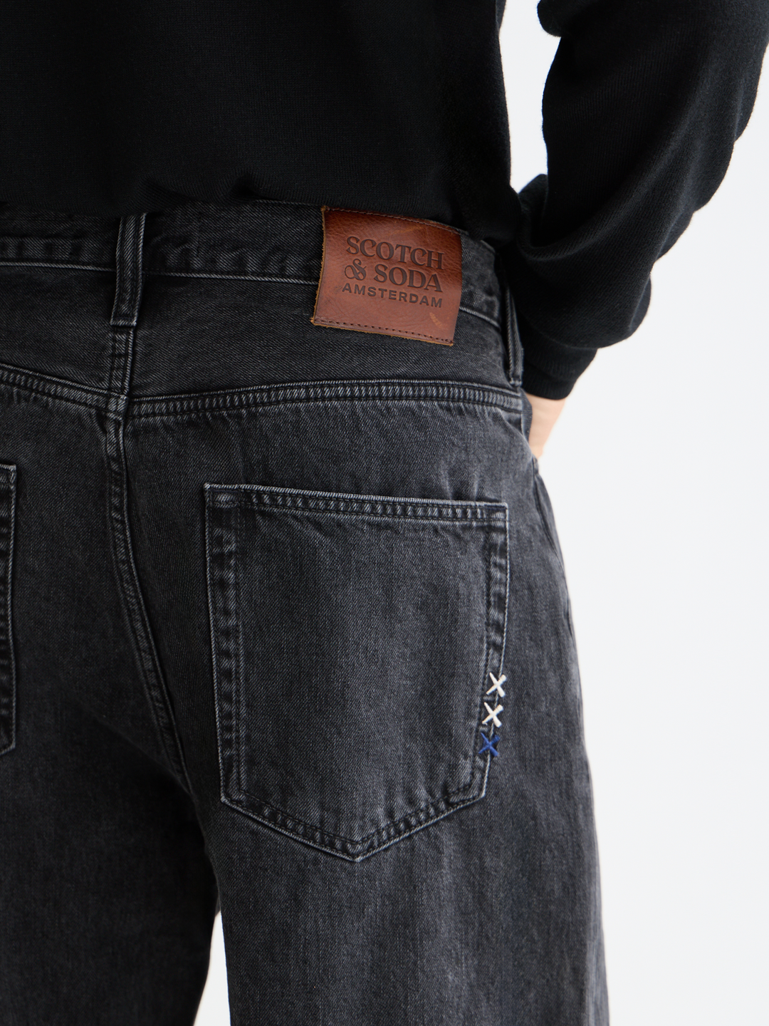 Essentials The Pitch Loose Denim