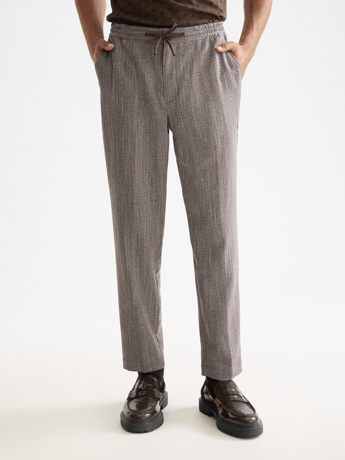 Finch Herringbone Yarn Dyed Tapered Fit Jogger