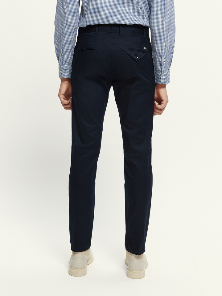 Essentials Stuart Regular Slim