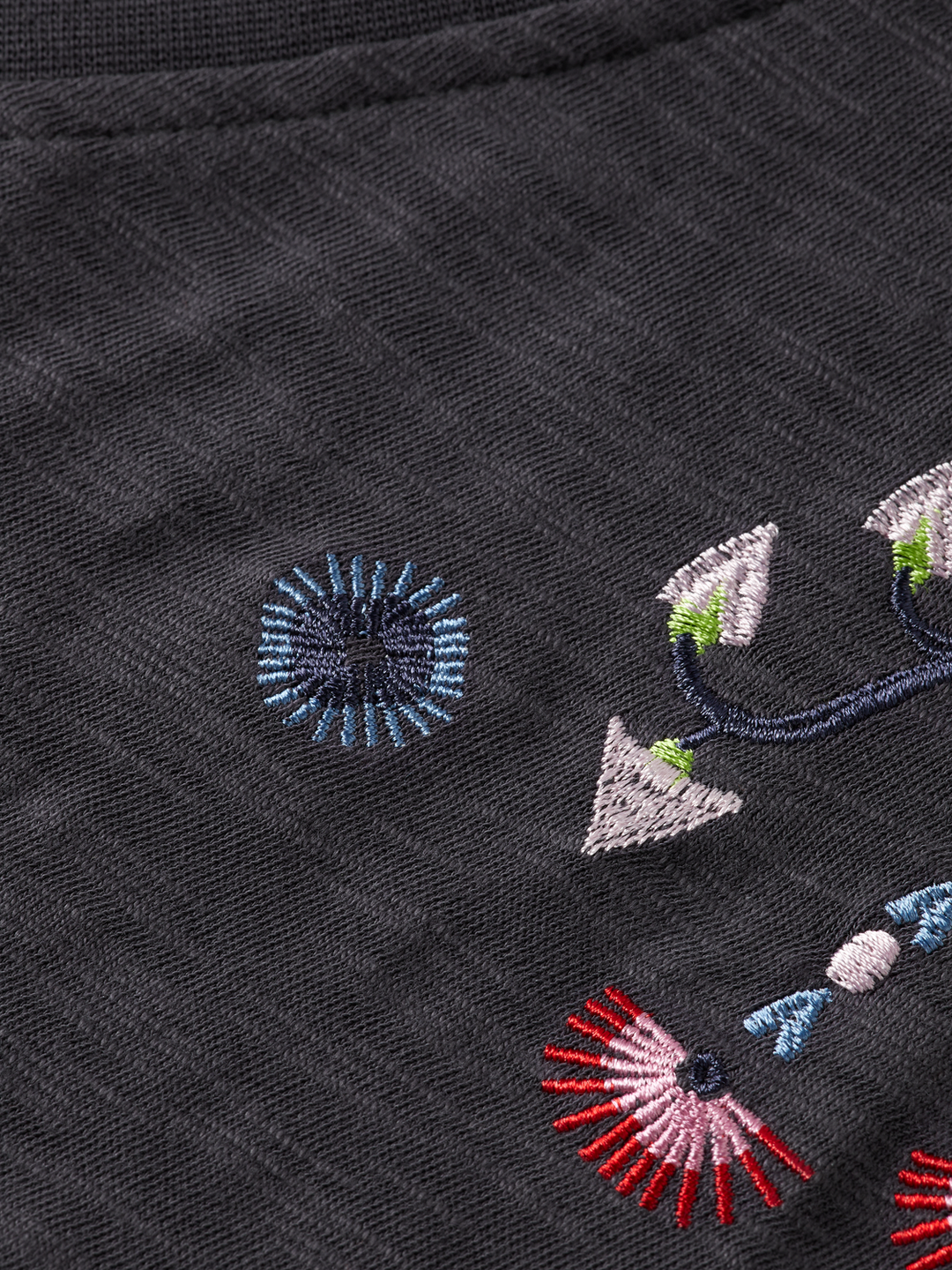 Embroidered V-neck T-shirt