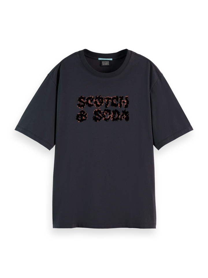 Loose fit T-shirt with leopard artwork