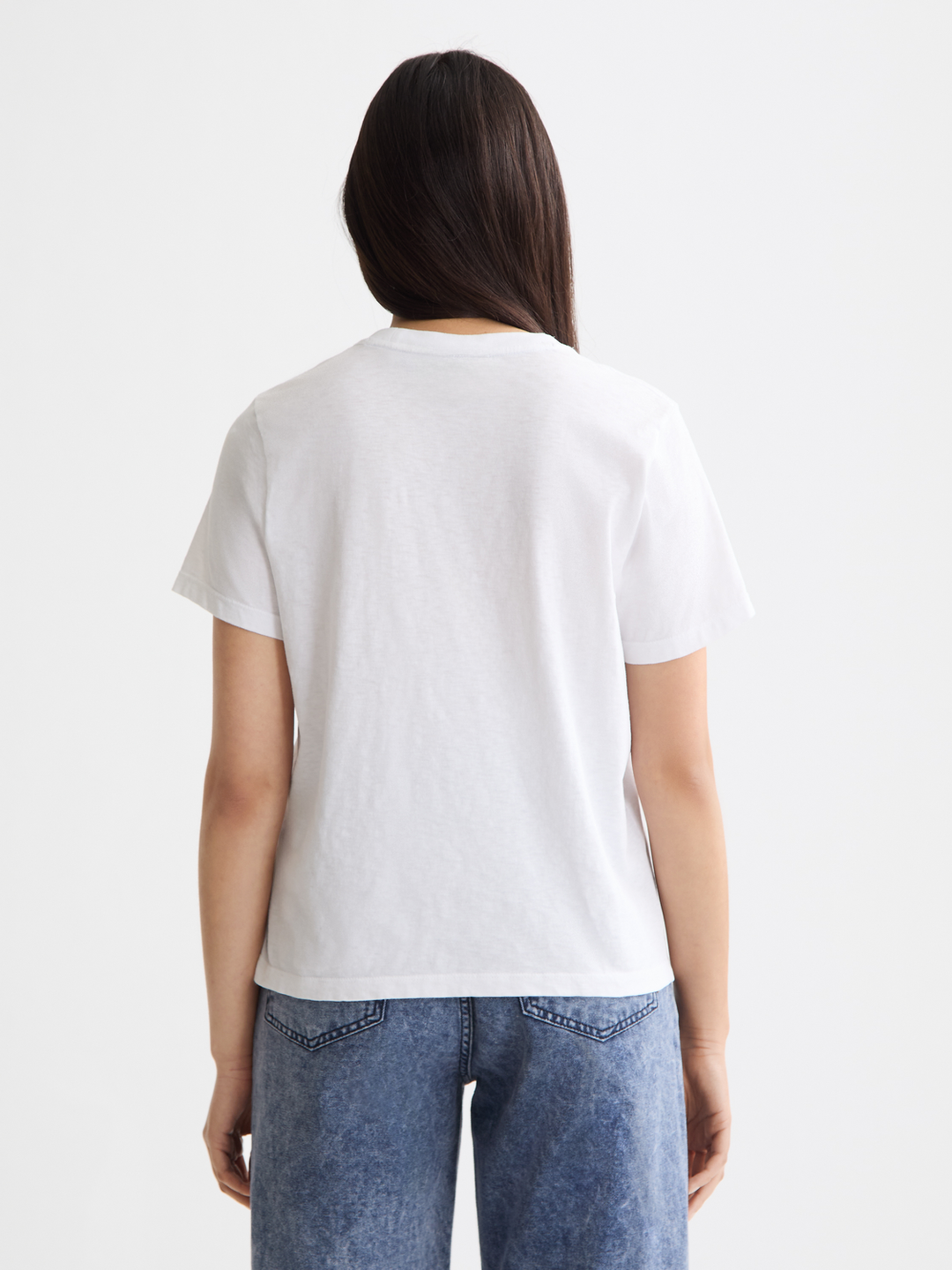 Washed regular fit T-shirt with chest artwork