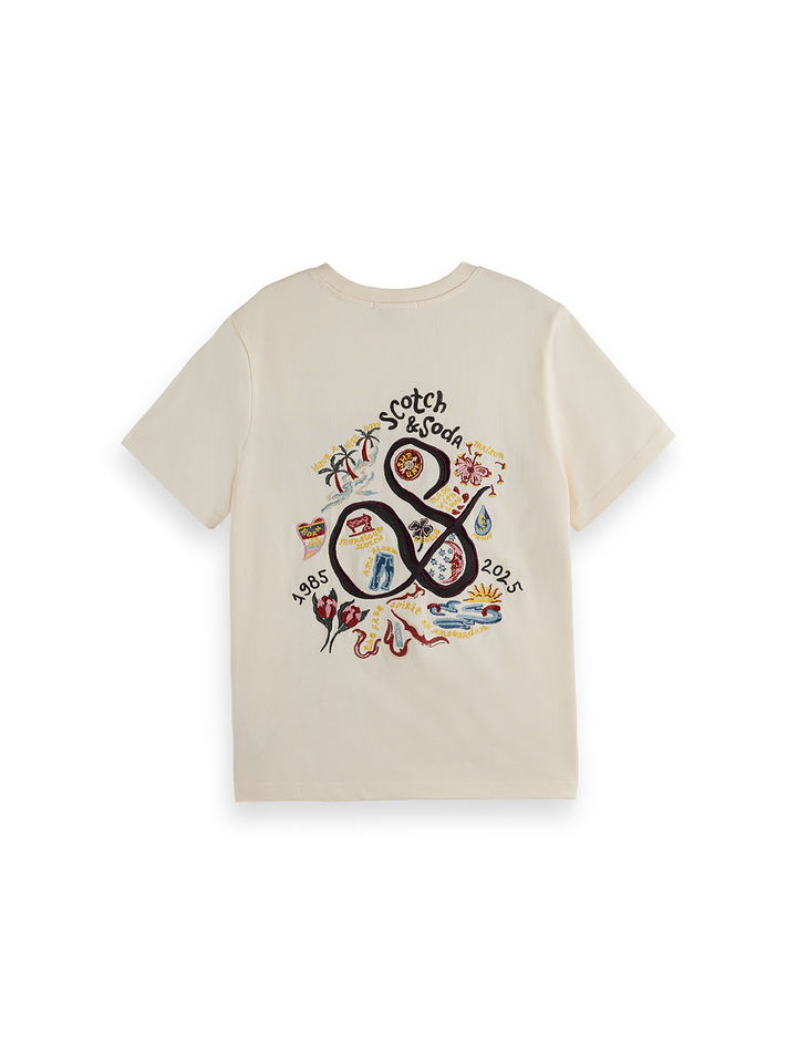 40 Years Washed Artwork Regular Fit T-Shirt