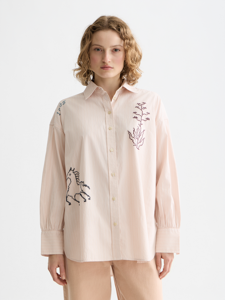 Embroidery girlfriend shirt