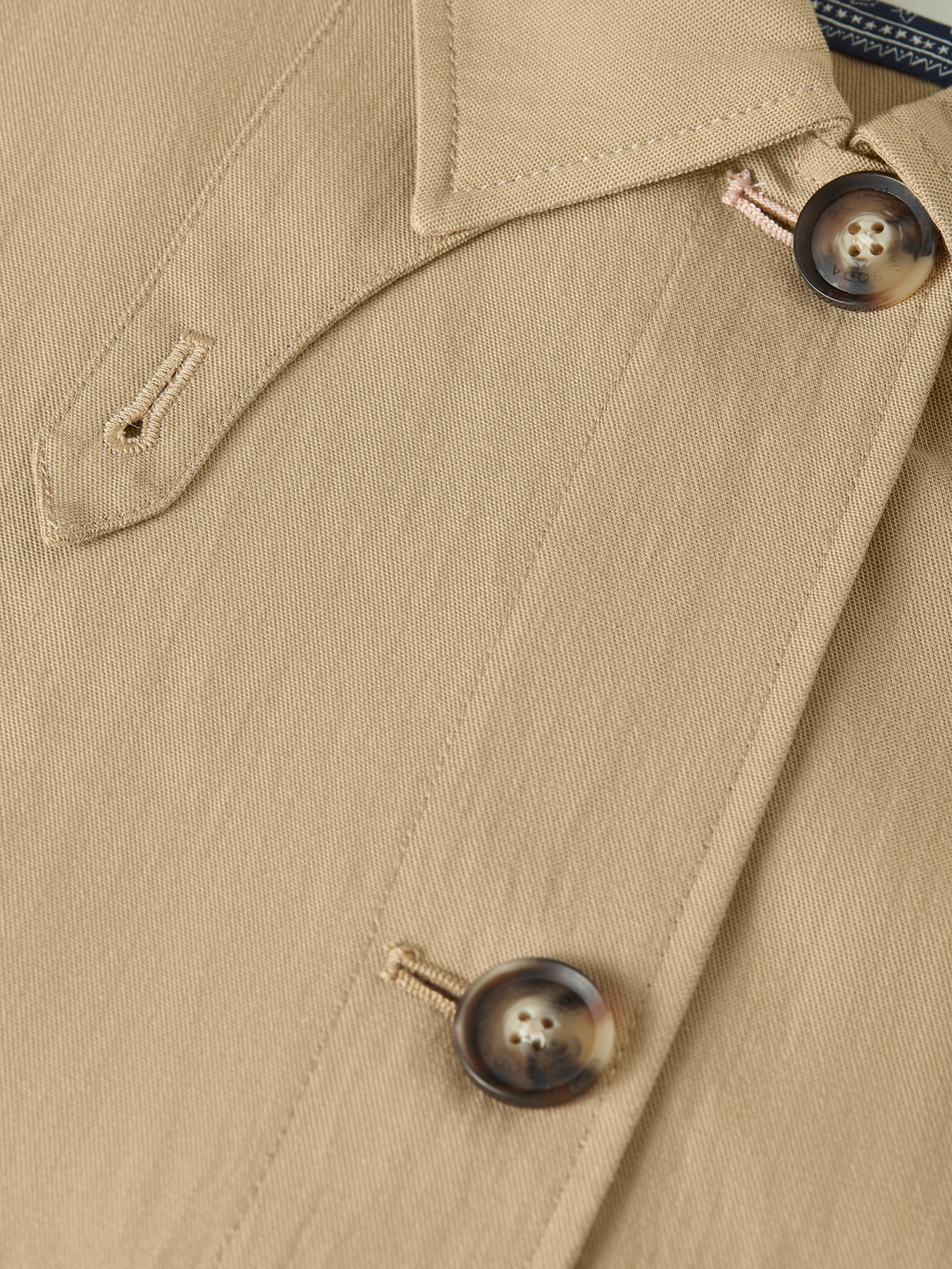Flowy trenchcoat