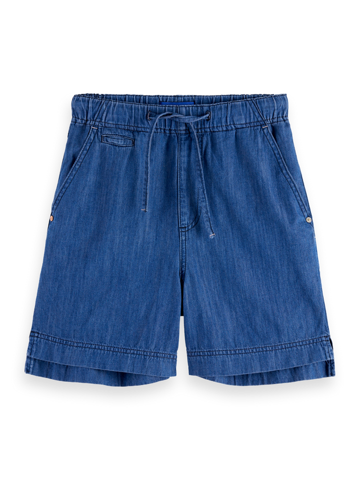 Sporty utility short in lightweight denim —  Washed Indigo