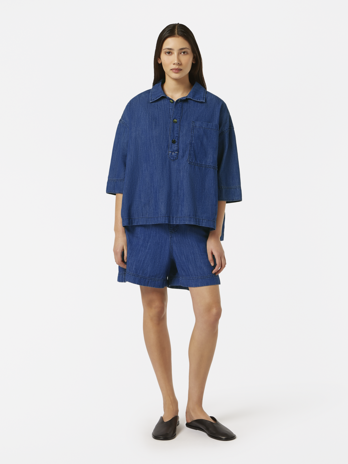 Sporty utility short in lightweight denim — Washed Indigo
