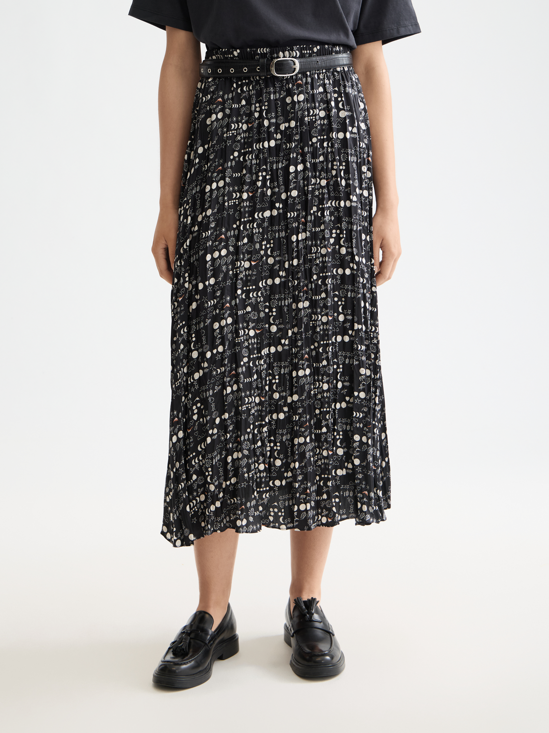 Crinkle pleat midi skirt