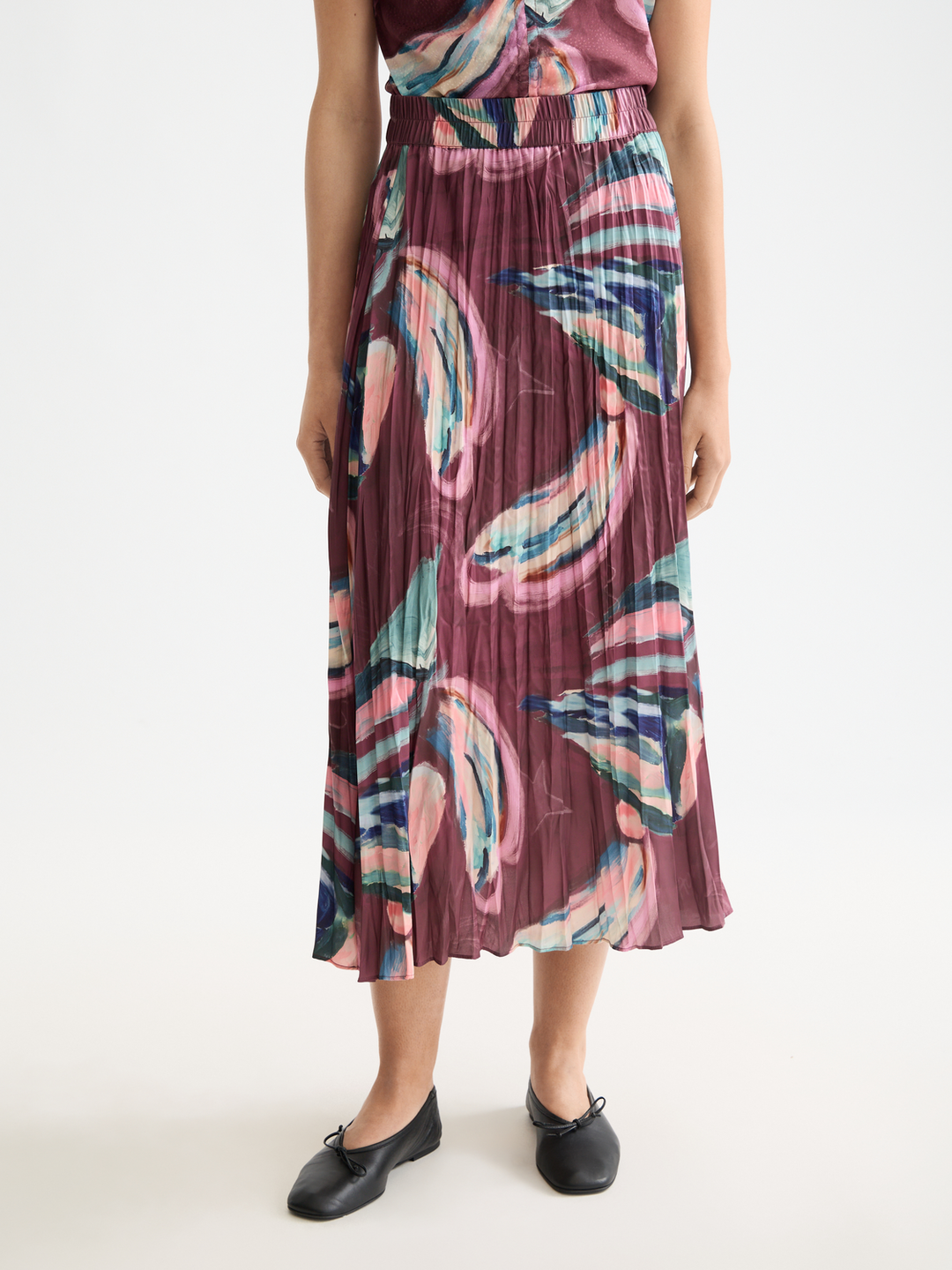 Crinkle pleat midi skirt