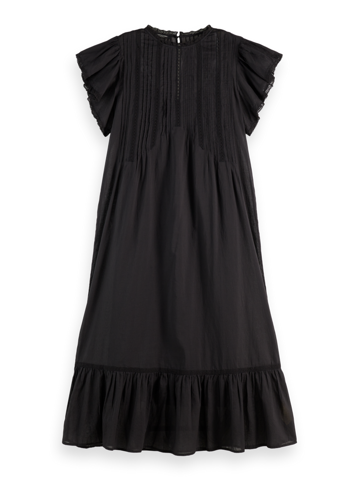 Maxi dress with pleated lace details