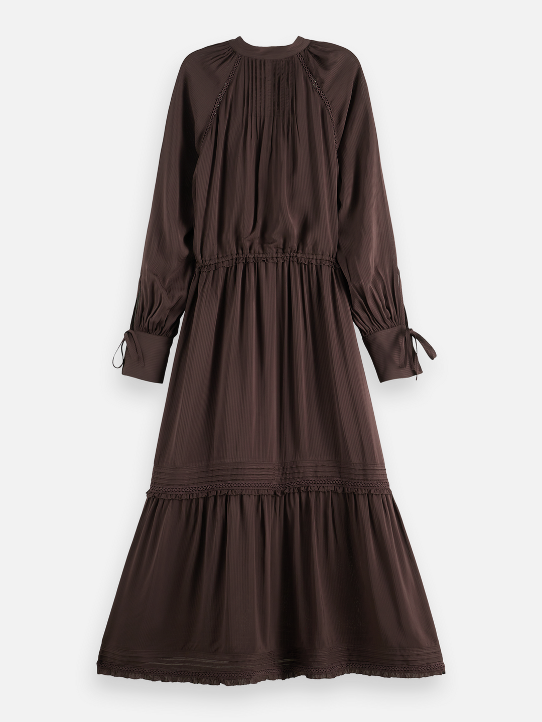 Maxi dress with lace details