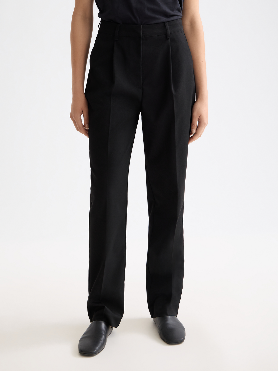 Robyn high rise relaxed gabardine tapered pant