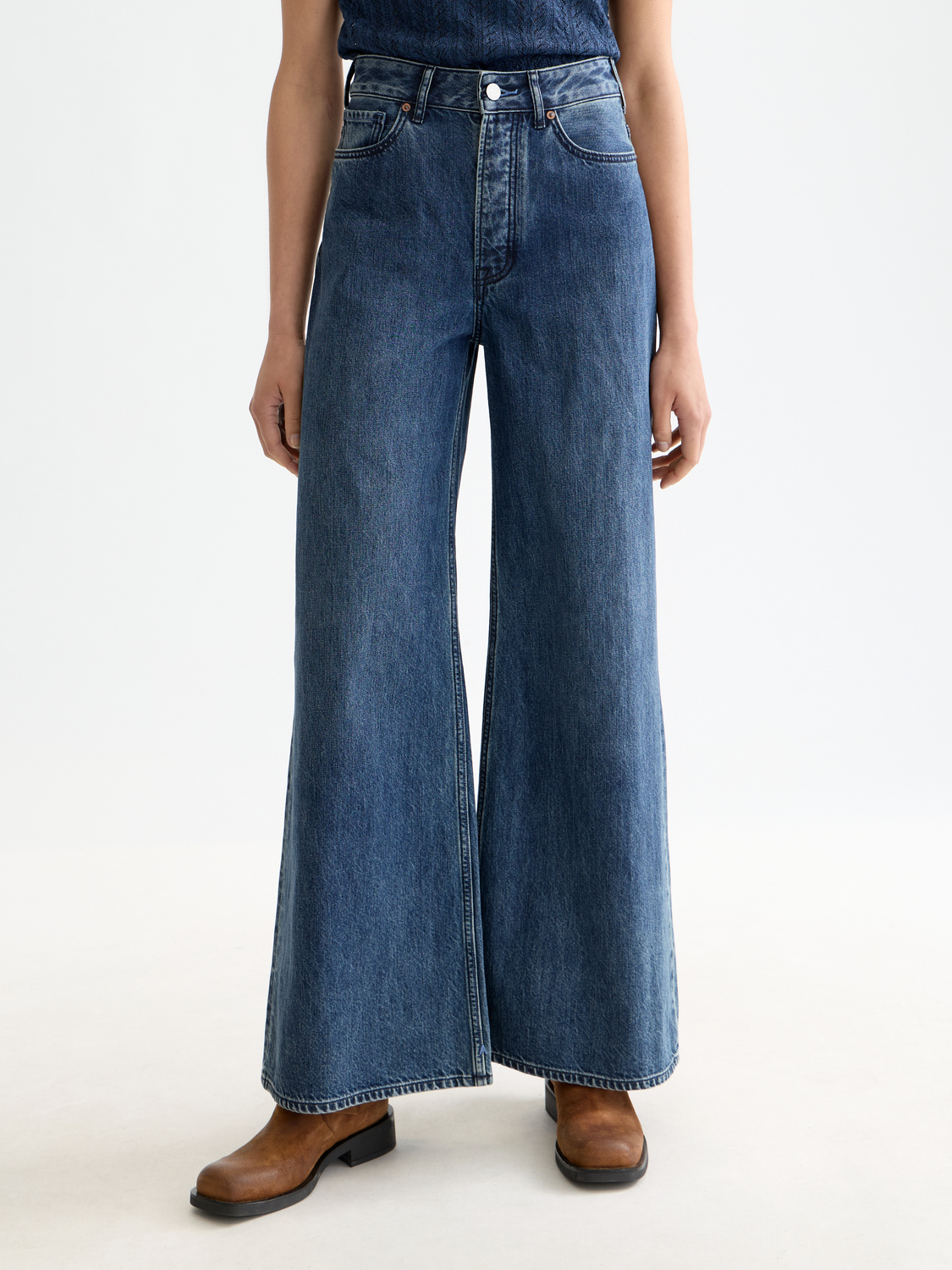 The Wave wide leg jeans