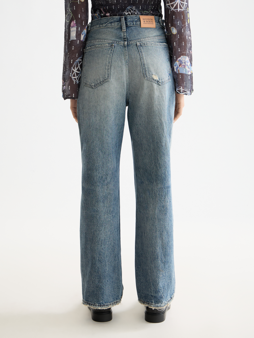 The Deep loose jeans