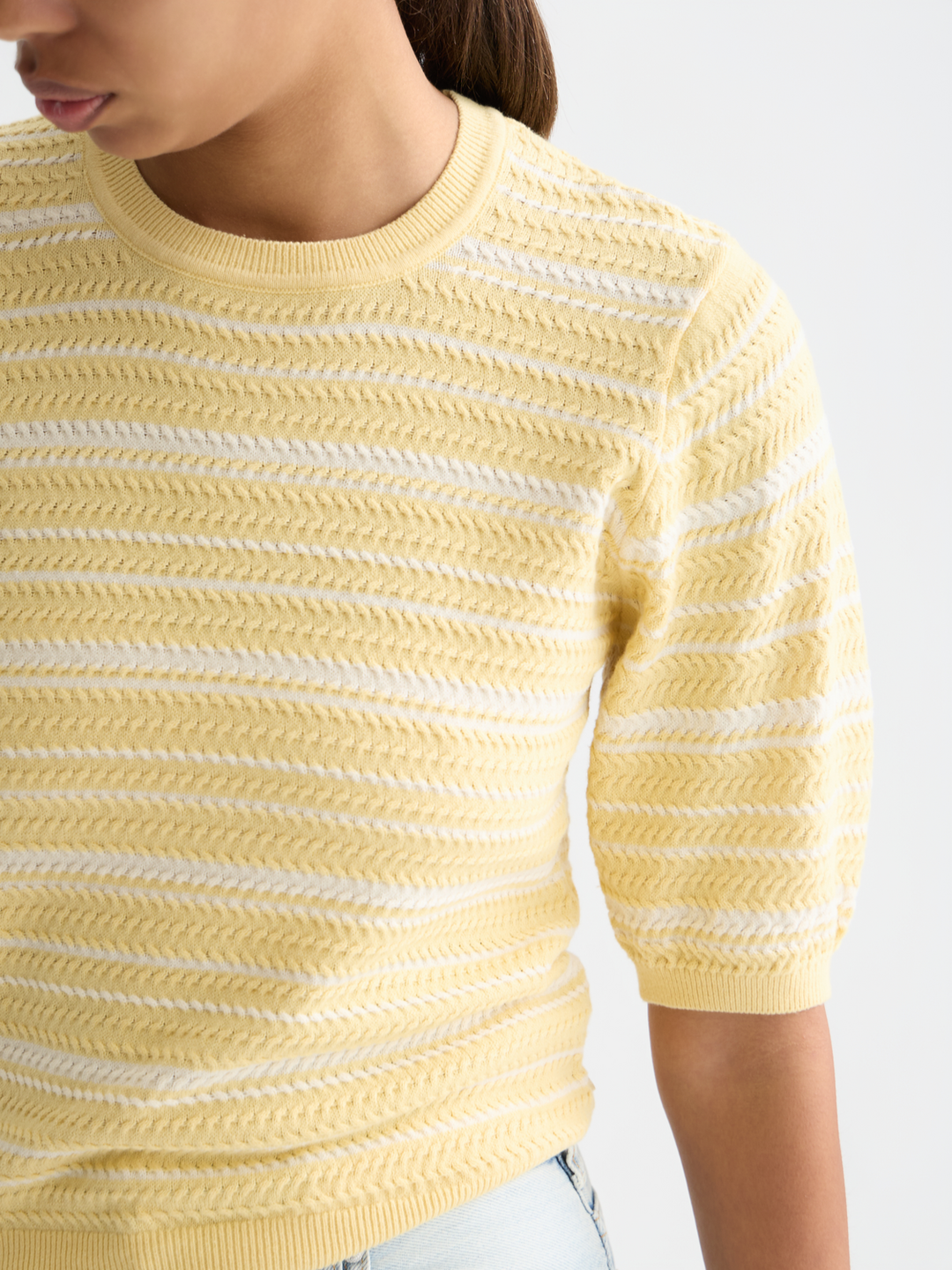 Textured stripe knitted tee