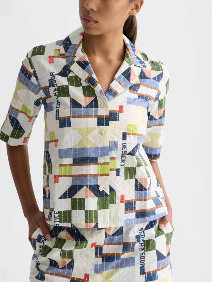 Stitch-embroidered printed  short sleeve shirt