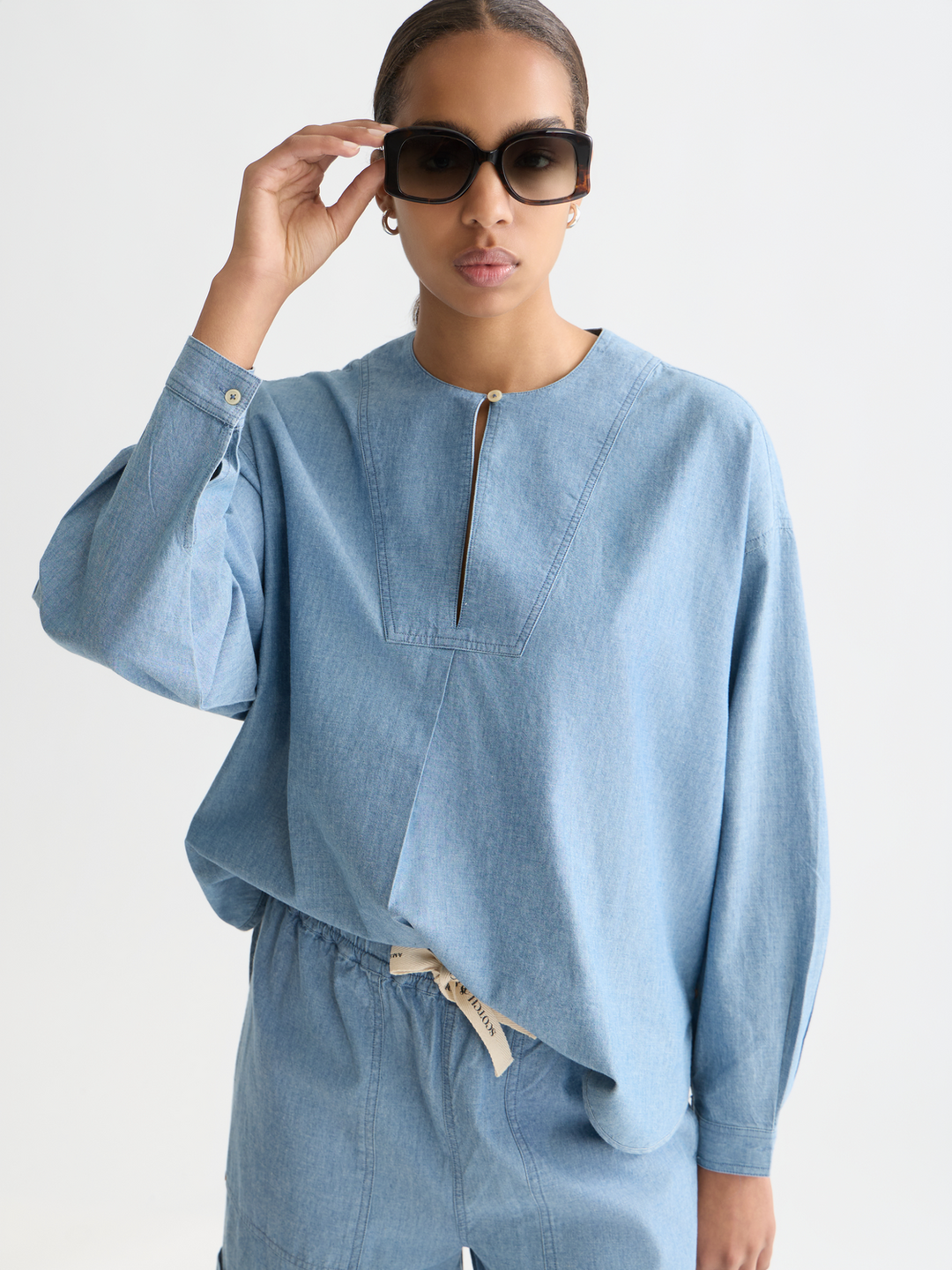 Denim bib shirt