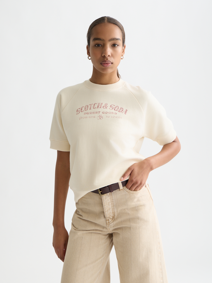 Shortsleeved artwork sweatshirt