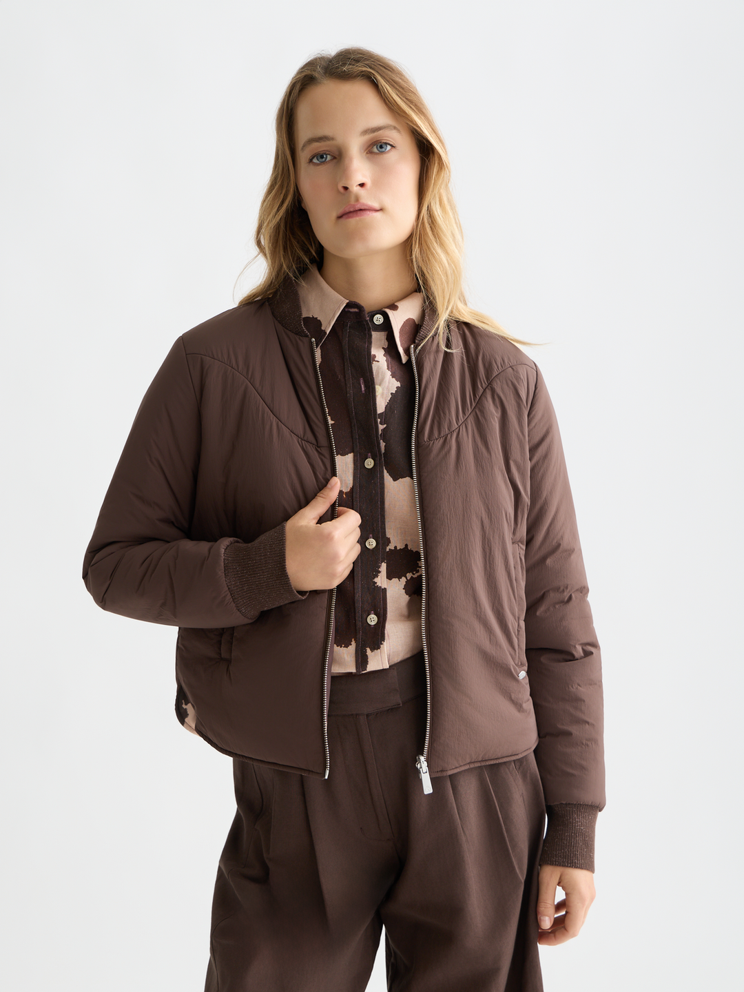 Reversible bomber jacket