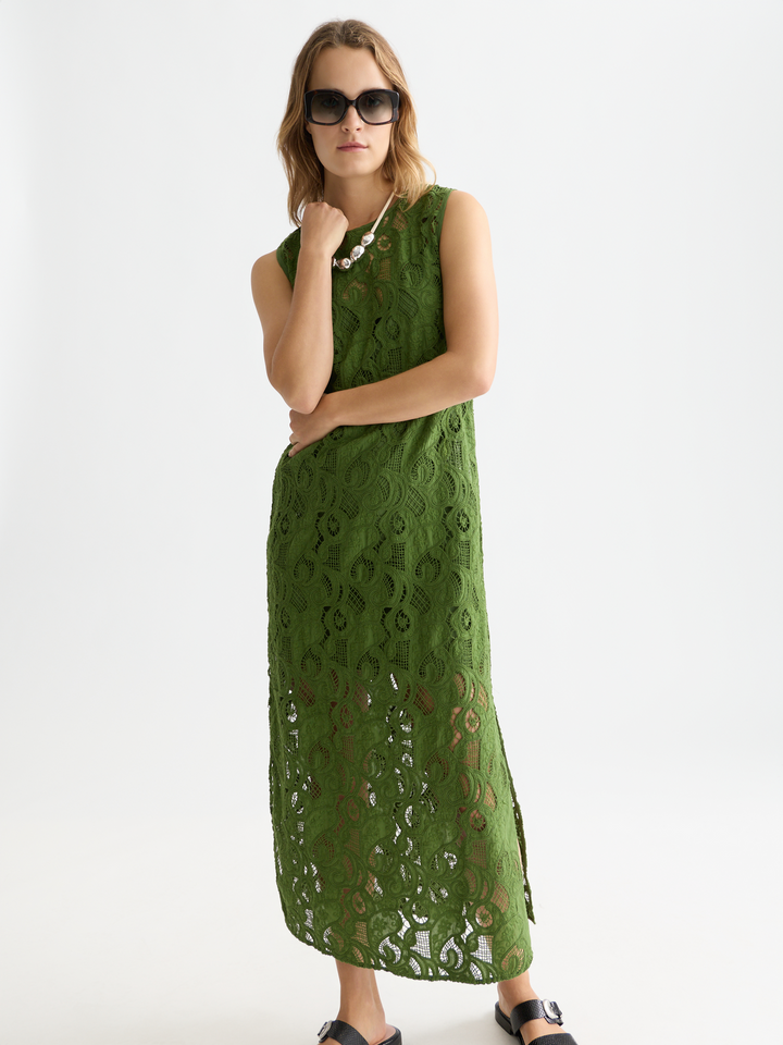Flame embroidery midi dress