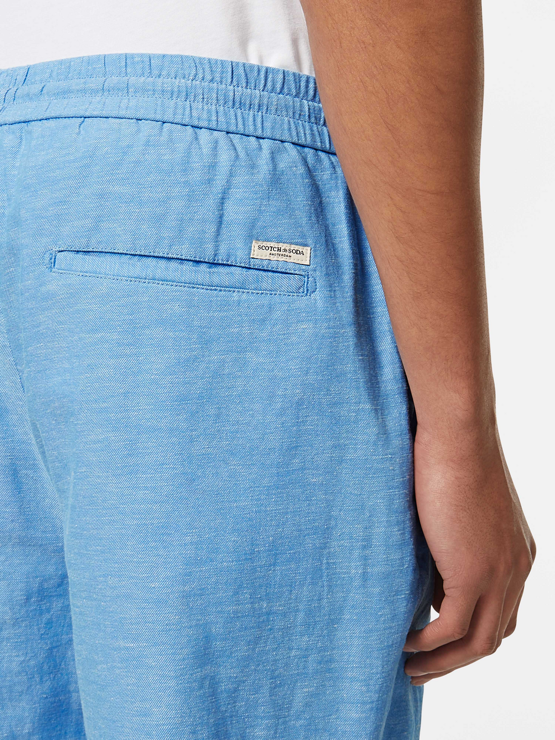 

Seasonal core - Fave cotton/linen twill bermuda, Aqua blue