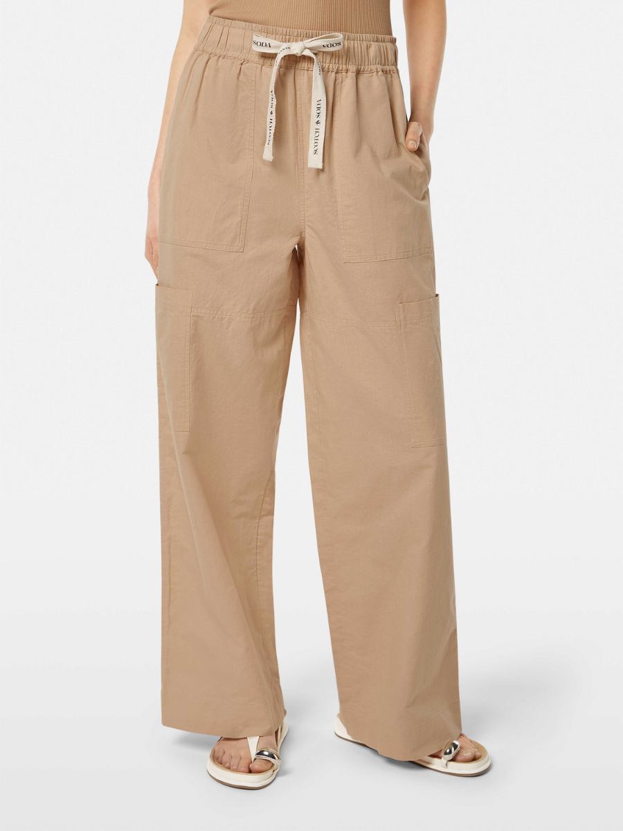 Noa high-rise wide-leg pull on cargo pant, Soft camel